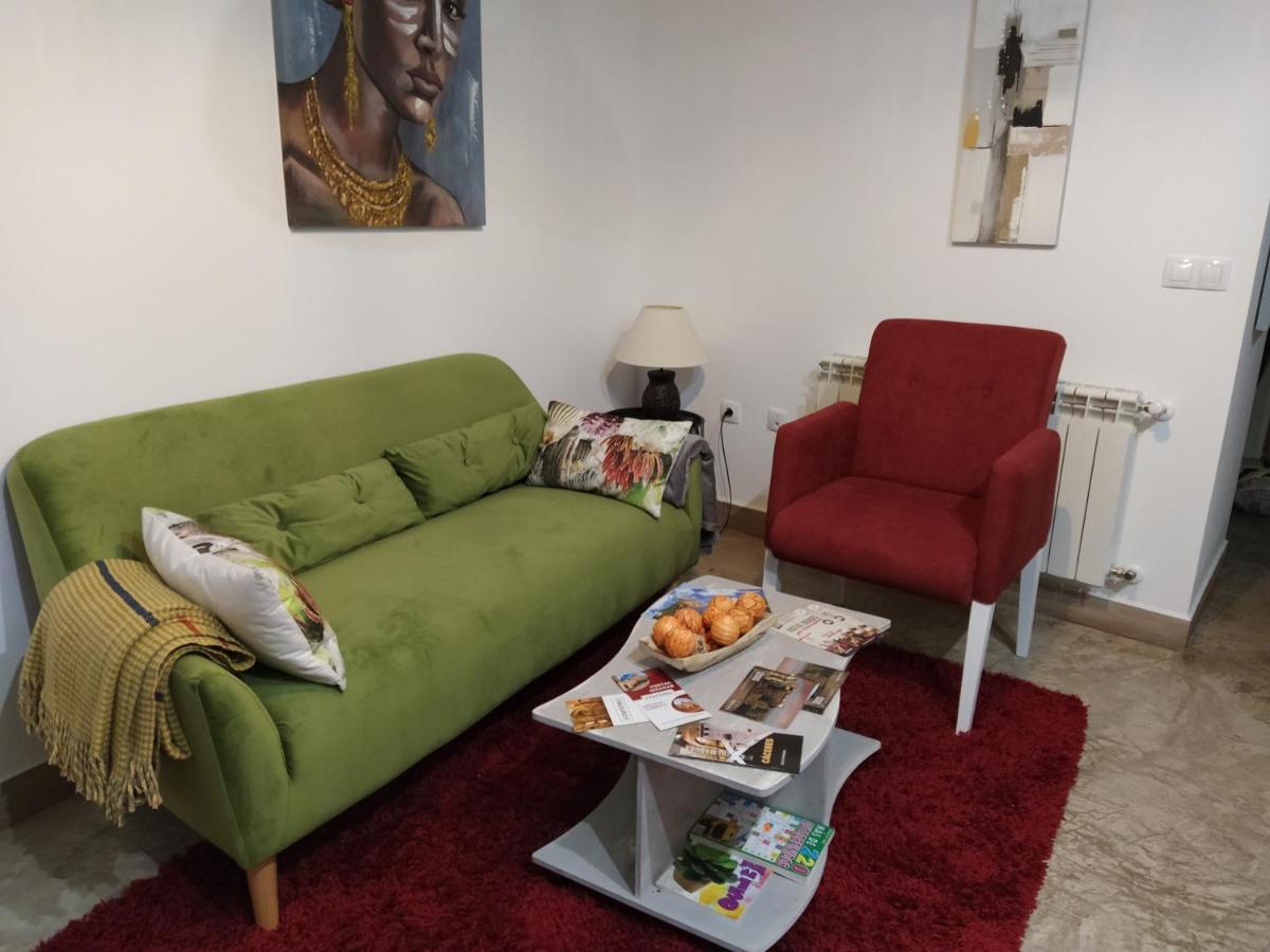 Rcbcaleros Appartement Caces Buitenkant foto
