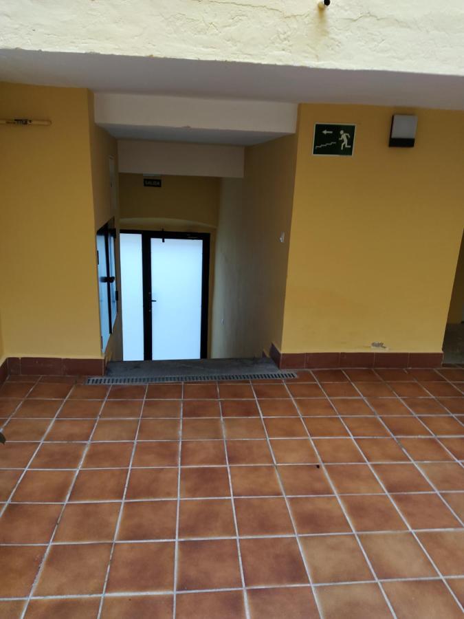 Rcbcaleros Appartement Caces Buitenkant foto