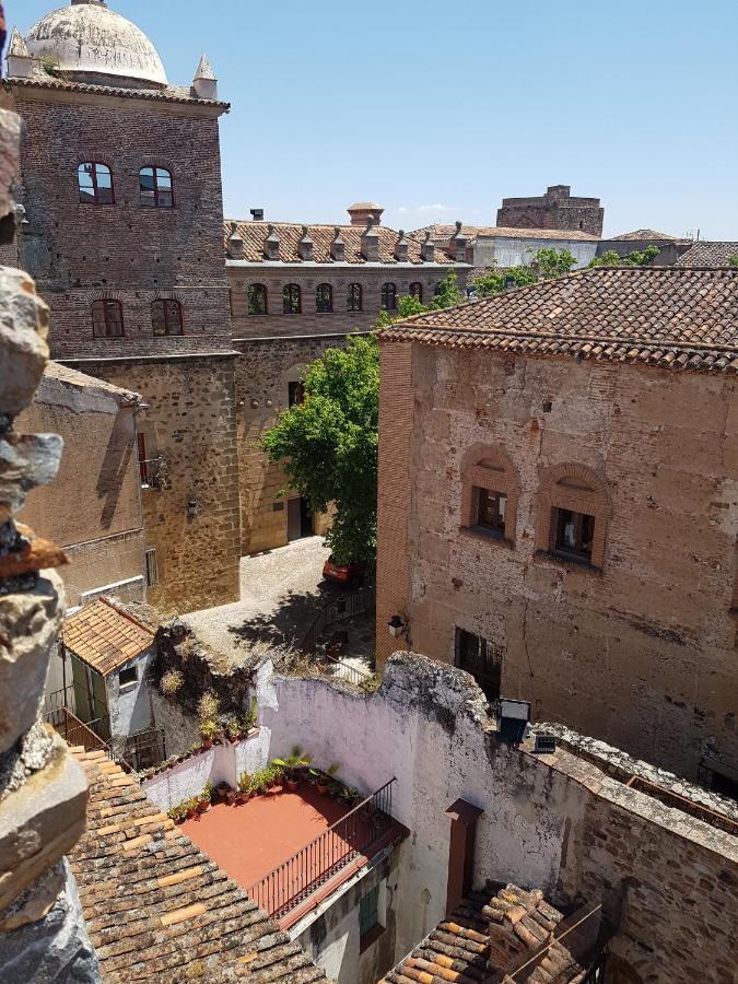 Rcbcaleros Appartement Caces Buitenkant foto